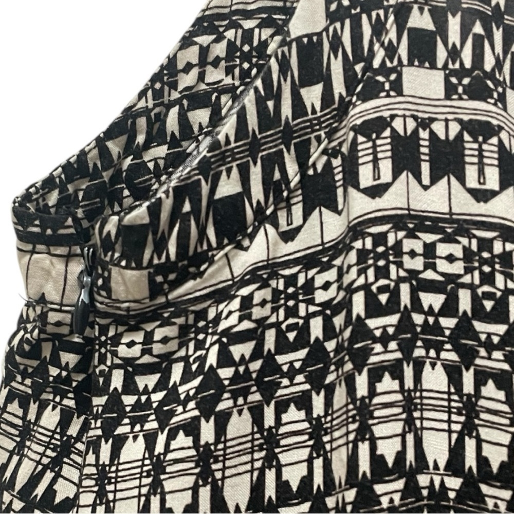 Harmony + Havoc Jumpsuit In Black and Cream Geo Design. - Picture 7 of 13